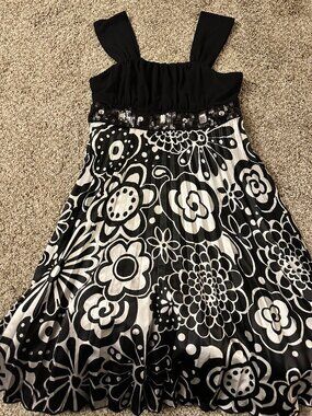 My Michelle Girls Dress Size 7 Black silky floral sequin and rhinestone waist